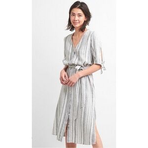GAP Striped Button-Front Maxi Dress in Gray and White
